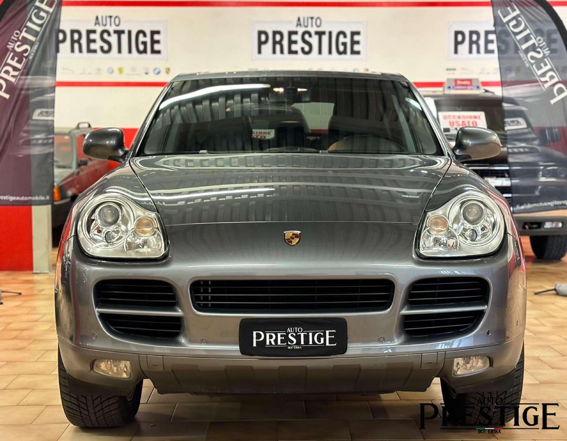 Porsche Cayenne  Cayenne 3.2 V6 cat